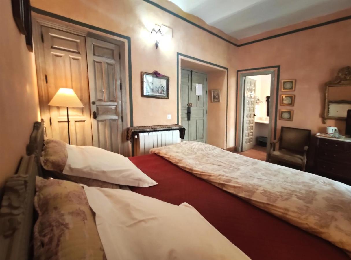 Casa Del Buen Viaje - Habitacion Solea Σεβίλλη Εξωτερικό φωτογραφία